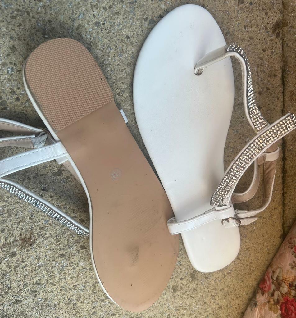 sandals with diamonds on them